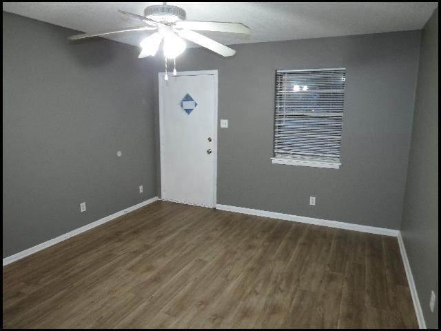 Building Photo - 4624 Manchester Dr