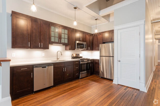 2BR, 2BA_1100SF - The Wood Building