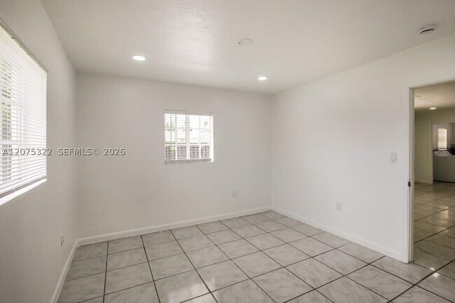 Building Photo - 14544 SW 105th Ct