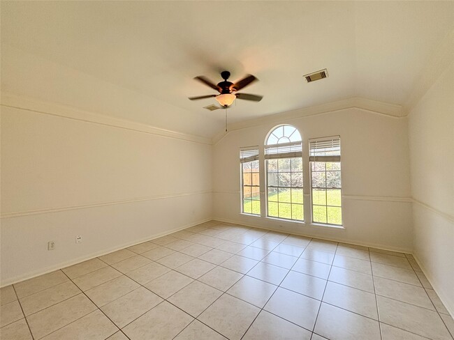 Building Photo - 1814 Senca Springs Ct