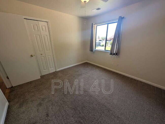 Building Photo - 4800 Choctaw Trail NW