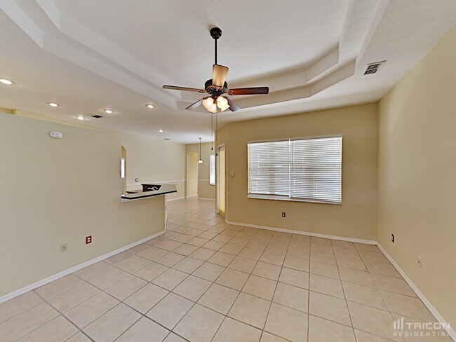Building Photo - 1504 Canoe Drive Lutz FL