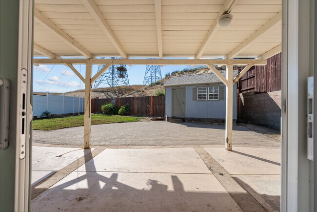 Building Photo - 16001 Filbert St