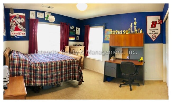 Building Photo - 4 Bed/5 Bath, 4,219 Sqft -11089 Canyonbroo...