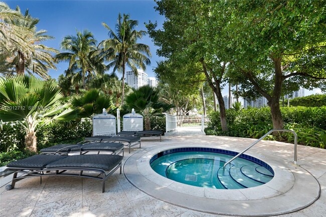 Building Photo - 21205 Yacht Club Dr