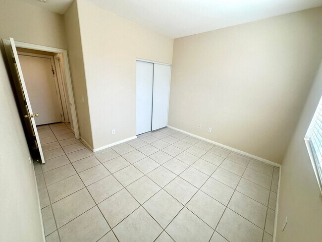 Building Photo - 7607 Pioneer Ranch Ave