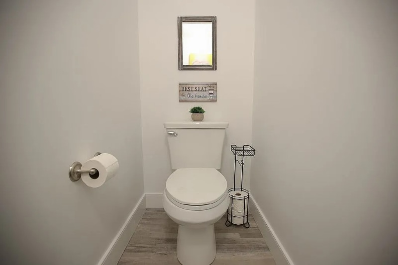 Building Photo - 168 S Winchester Ave