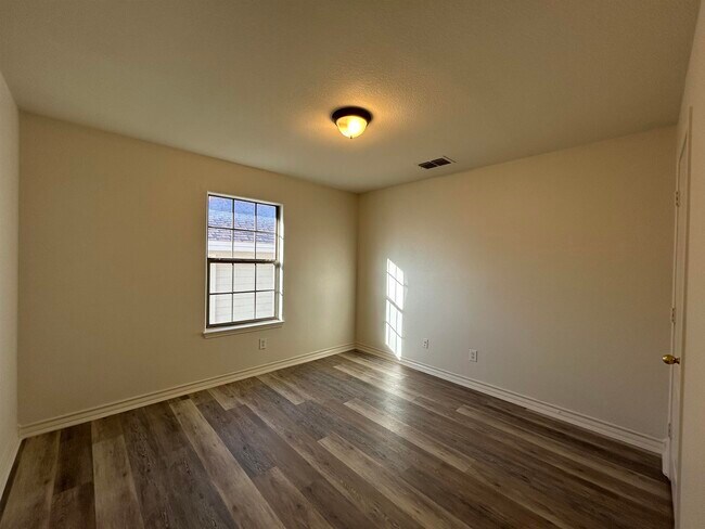 Building Photo - 4248 Dorel Dr