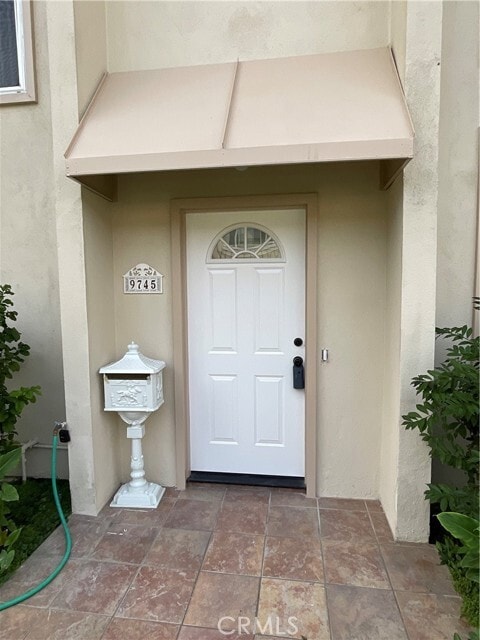 Building Photo - 9745 Port Royal Cir