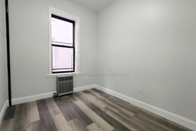Building Photo - 23rd Avenue