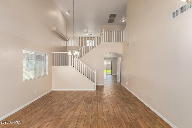 Building Photo - 3335 W La Salle St