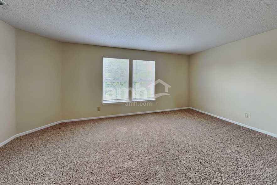 Building Photo - 14470 Angel Berry Cir