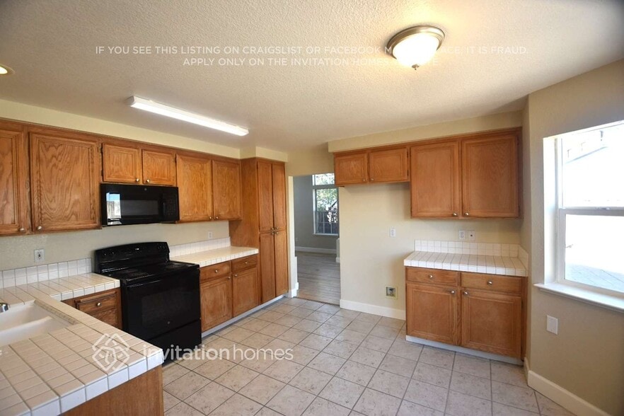 Building Photo - 2169 Rain Drop Cir