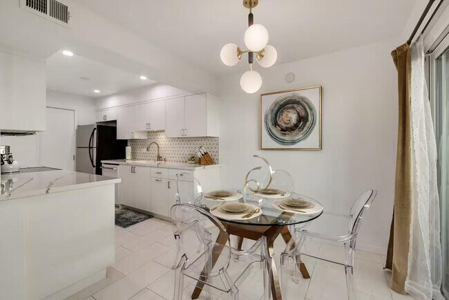 Building Photo - 4917 N 73rd St