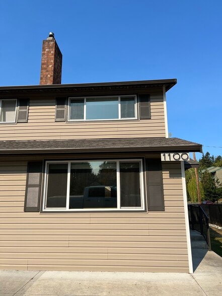 Building Photo - 1100 23rd St