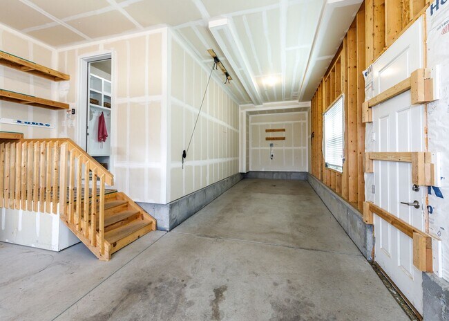 Building Photo - D20 4 Bed Home in The Farm