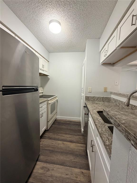 Building Photo - 8653 Fancy Finch Dr