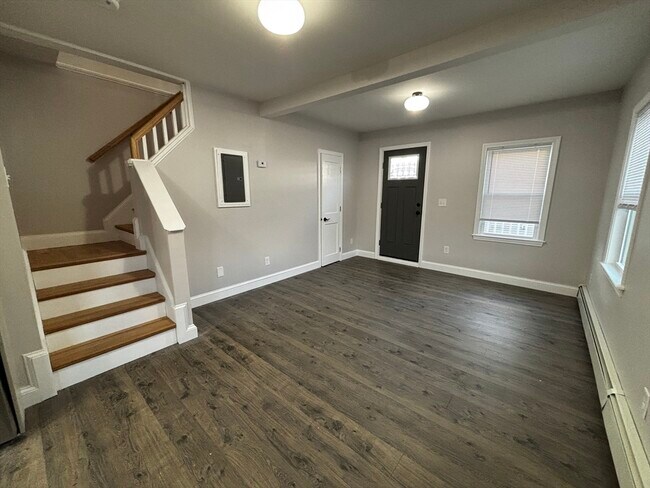 Building Photo - 546 Nantasket Ave