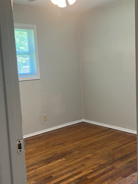 Building Photo - 1490 Cedar Creek Ln