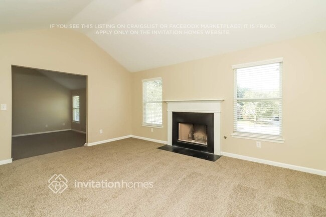 Building Photo - 4968 Locherby Dr