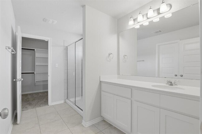 Building Photo - 2129 Pecan Island Dr