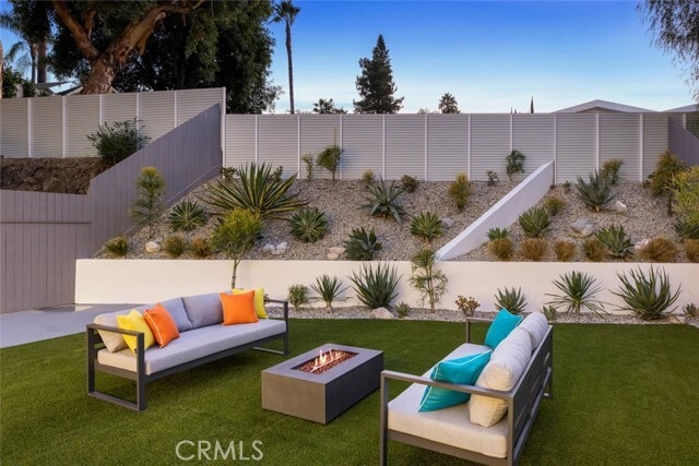 Building Photo - 4731 Topanga Canyon Blvd