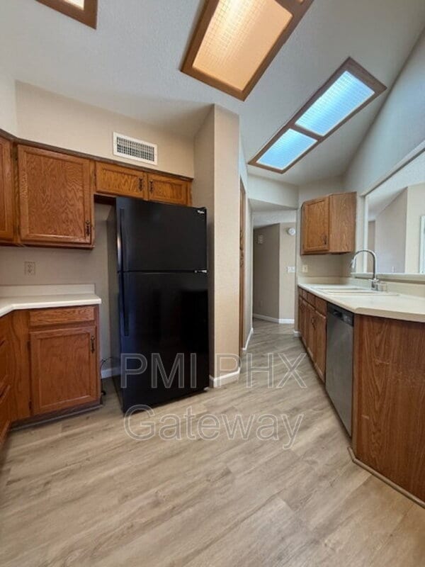 Building Photo - 4337 E Bannock St