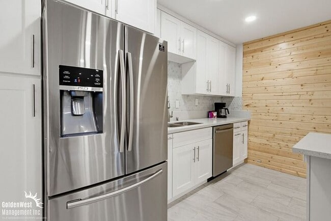 Building Photo - Newly Updated 1Bdm 1Ba Unfurnished ADU with Views in Cardiff By the Sea!