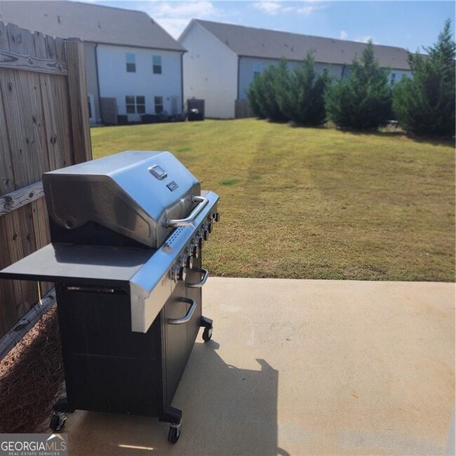 Building Photo - 5056 Silver Fox Trl