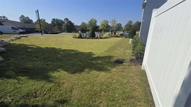 Building Photo - 12 Downing Dr