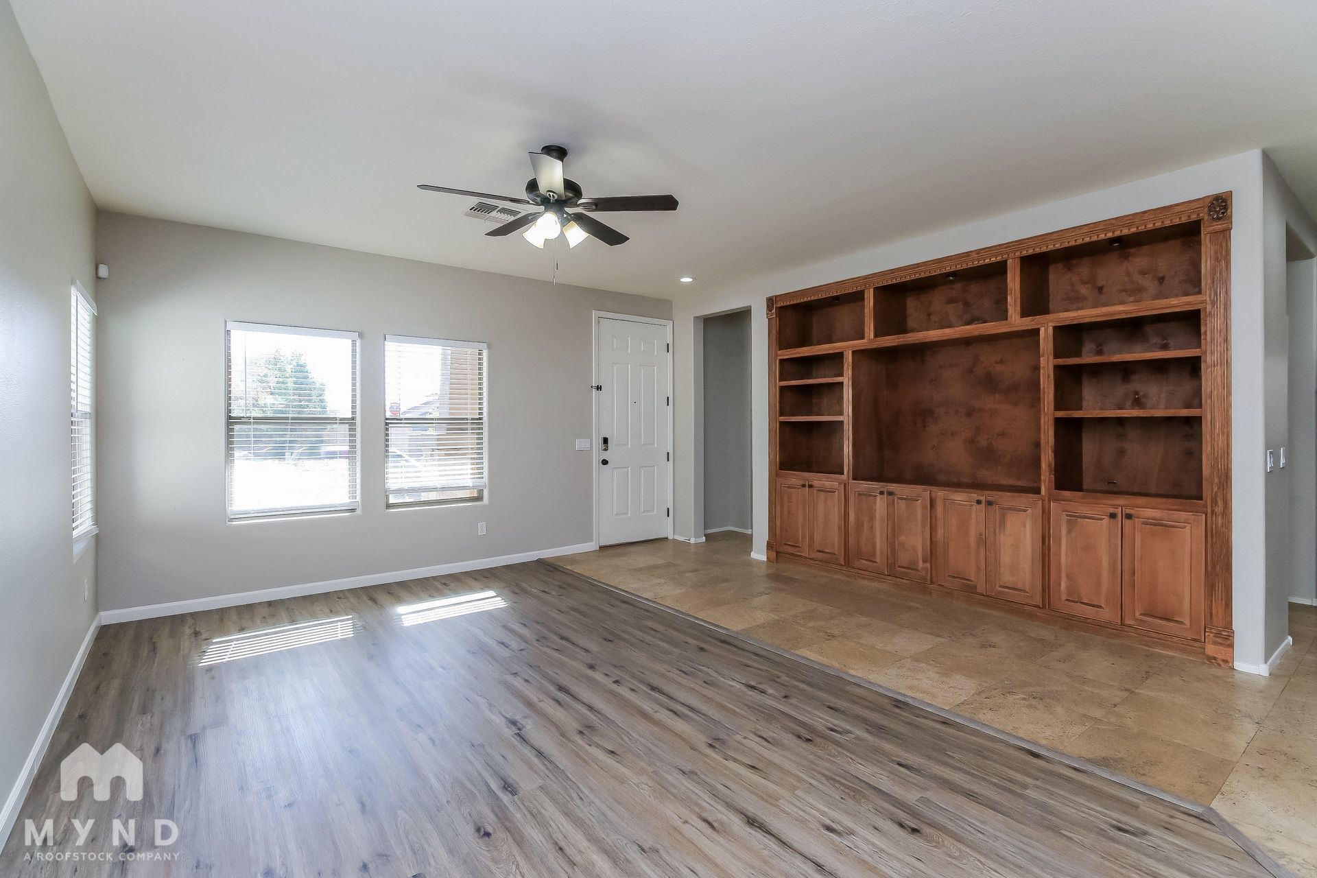 Building Photo - 1348 S Loback Ln