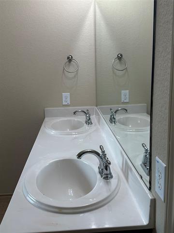 Building Photo - 6824 Clarkridge Dr