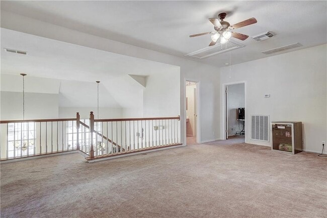 Building Photo - 1711 Fall Creek Dr