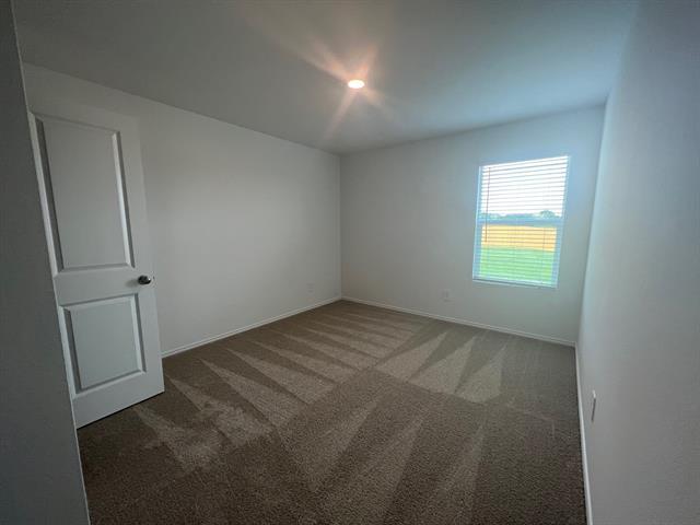 Building Photo - 2701 Rialto Dr
