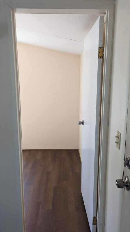 Building Photo - 9 Boulder Dr