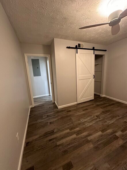 Building Photo - 3772 Kensingwood Trce