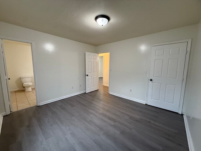 Building Photo - 3 Bedroom/1 Bathroom Home in Paragould AR ...