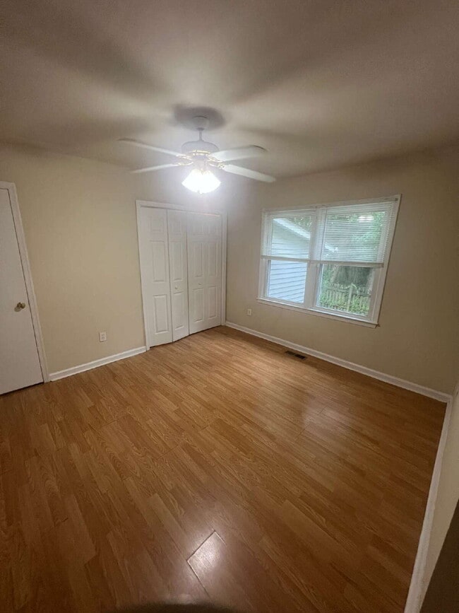 Building Photo - Charming 3-Bedroom Home in Stonewall Estat...