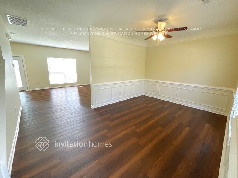 Building Photo - 3811 Cameron Creek Dr