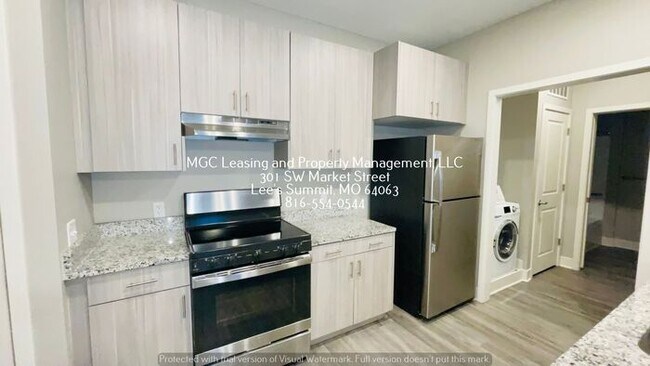 Building Photo - Handicap accessible apt on the 1st floor