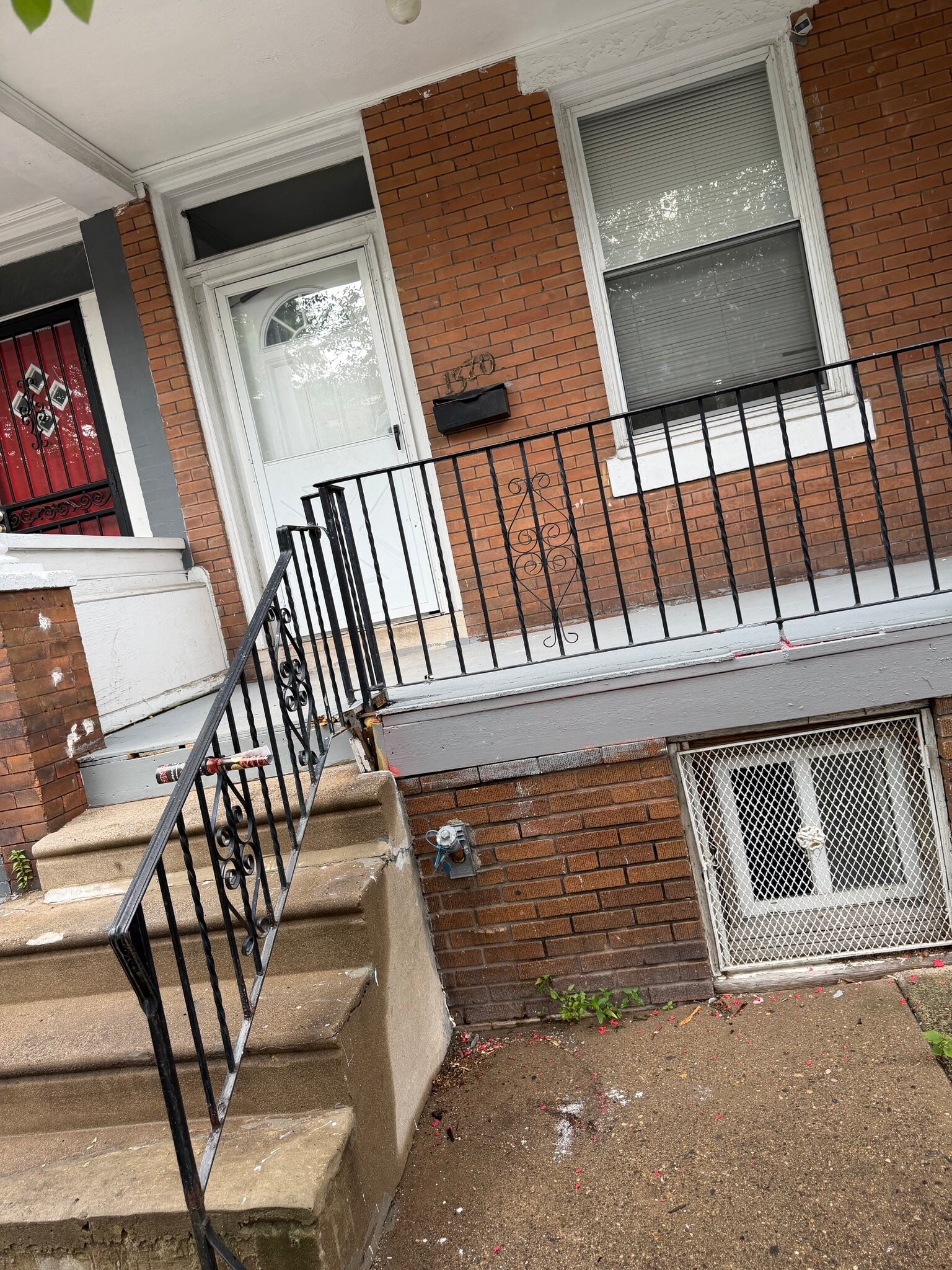 Building Photo - 1370 Narragansett St