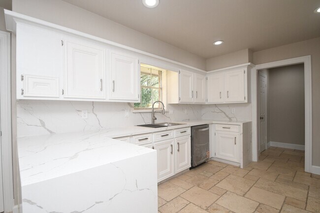 Building Photo - 1526 Barraud Ct