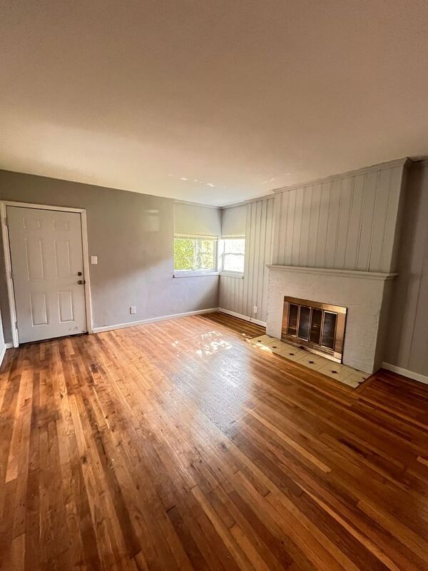 Building Photo - 18455 Wormer Ave