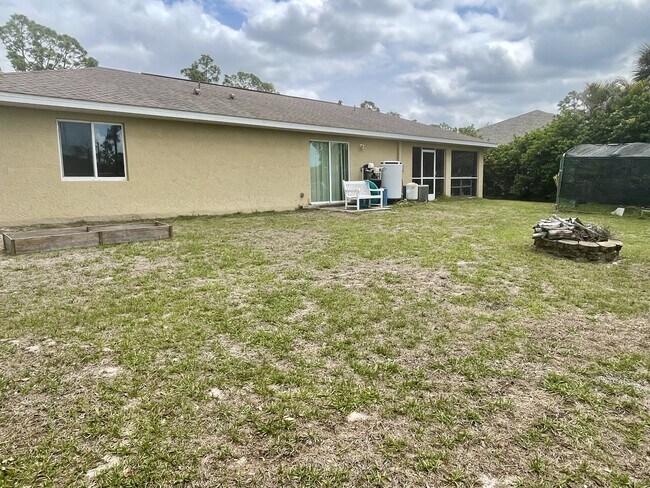 Building Photo - 1167 Urmey Ln