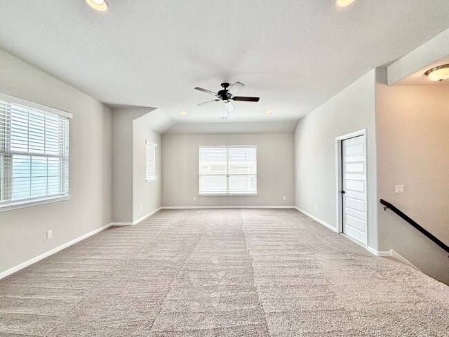 Building Photo - 4 Bedroom Home with Pool in Kinder Ranch!