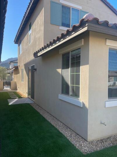 Building Photo - 80268 Whisper Rock Way