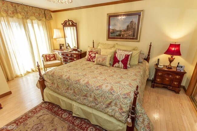 Building Photo - 2 br, 2 bath Condo - 481 Camby Ct