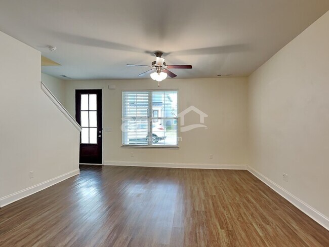 Building Photo - 5314 Tupelo St