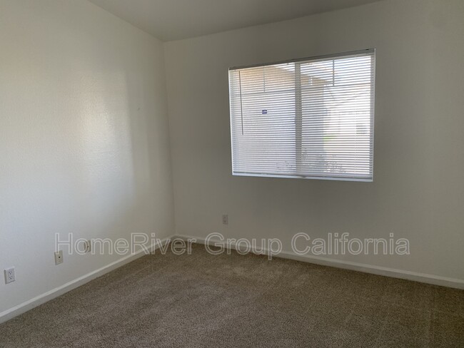 Building Photo - 230 Mike Gartrell Cir