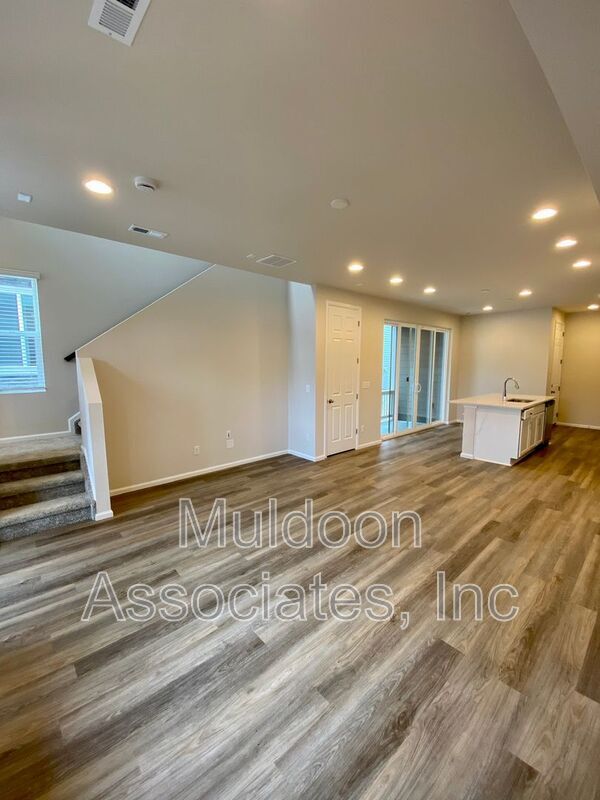 Building Photo - 8739 Scarborough Dr